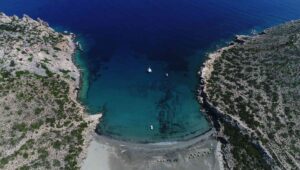 despotiko. Boats in Paros. Charter a Boat. Luxury transfer