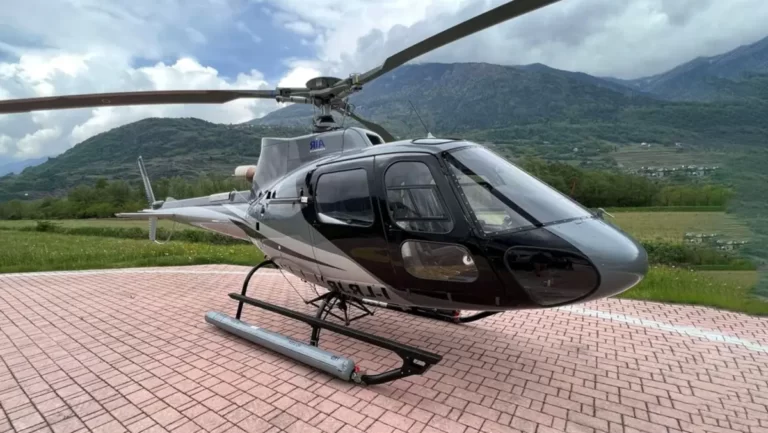 EC125_external_view_helicopter_charter_transfer_paros